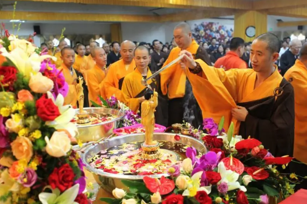 四月八日的节日和风俗图片,公历4月5日前后是什么节日